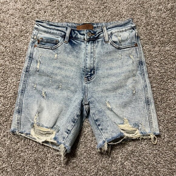 Judy Blue Womens M Distressed Light Wash Denim High-Waisted Shorts Raw Hem - Picture 2 of 10